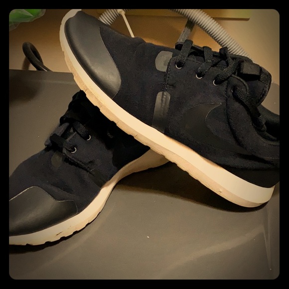 nike roshe tech fleece